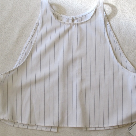 *NWT* AMERICAN APPAREL Striped Cropped Tank - Picture 2 of 4